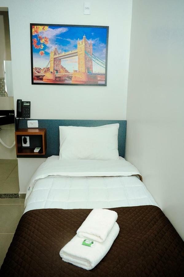 London Executive Hotel Cafelandia  Exterior foto